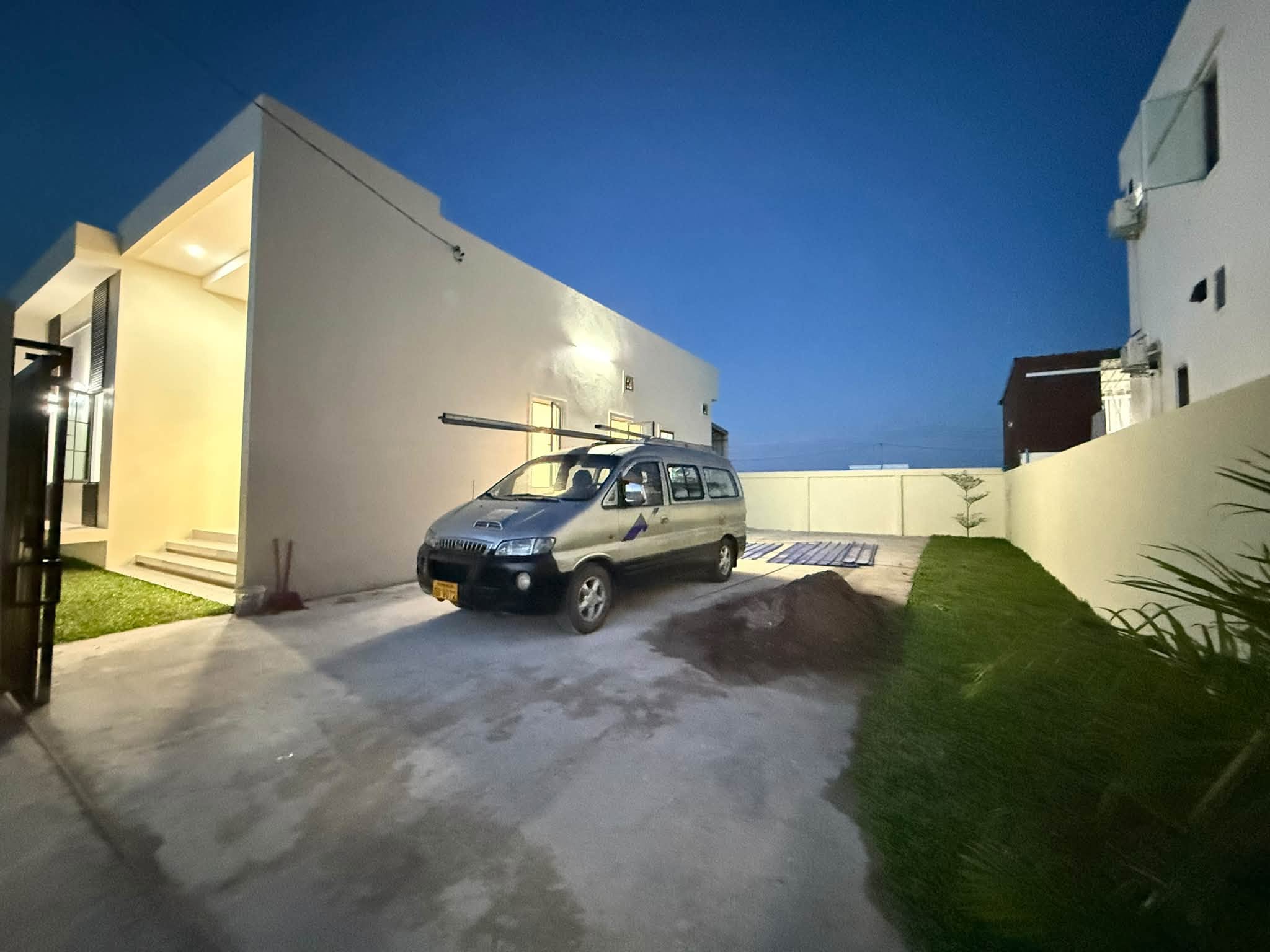 ads/2026/09/16/881-021456-d1b61dfc.jpg
