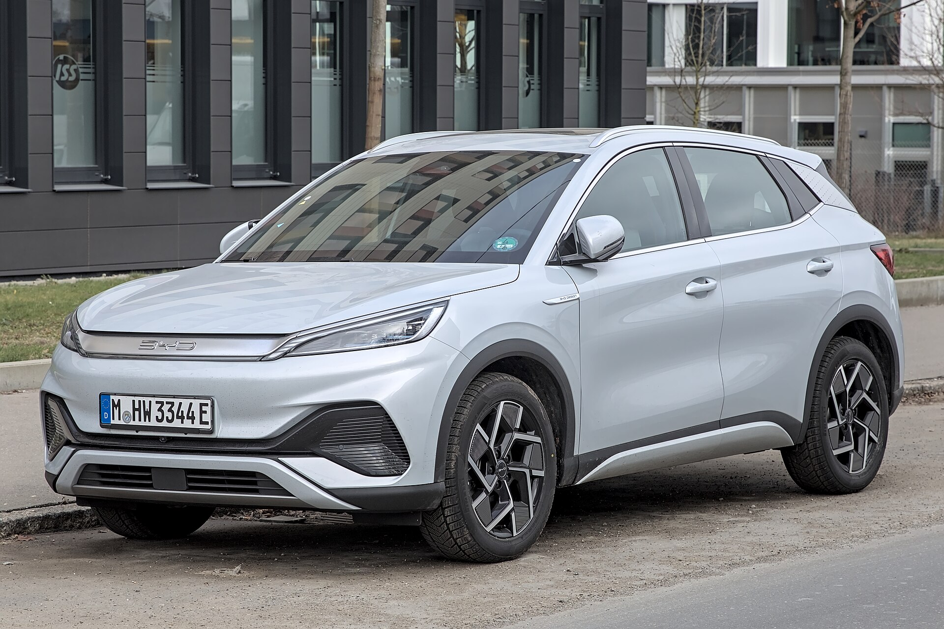 A Guide to Buying an Electric Car in Laos